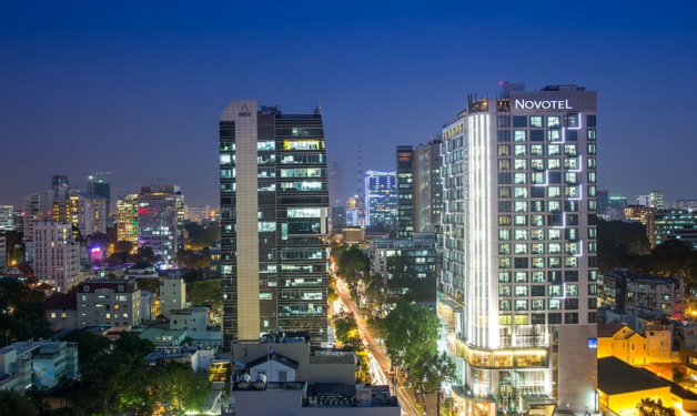 Khách Sạn Novotel